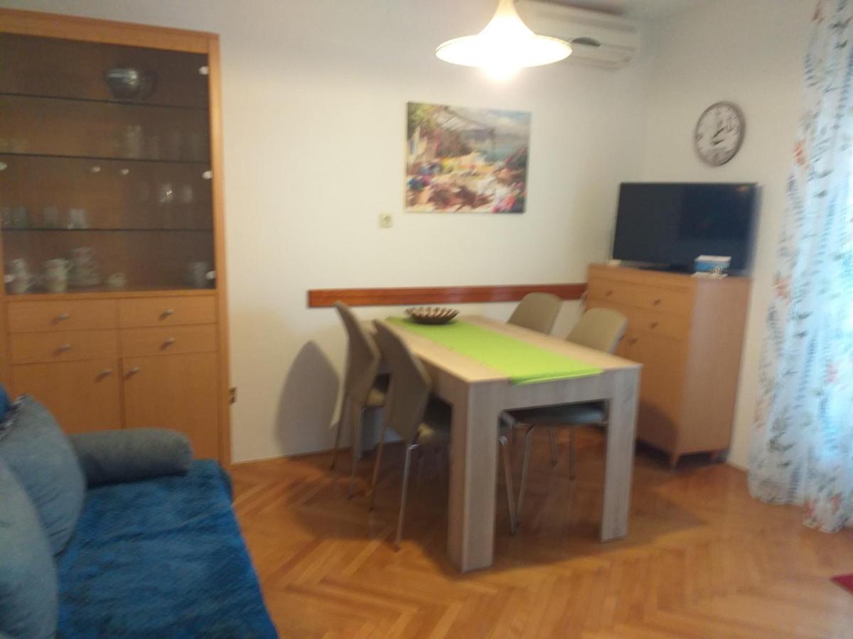 Apartments Picolo Paradiso Miljenko Debelic Barbat na Rabu ภายนอก รูปภาพ