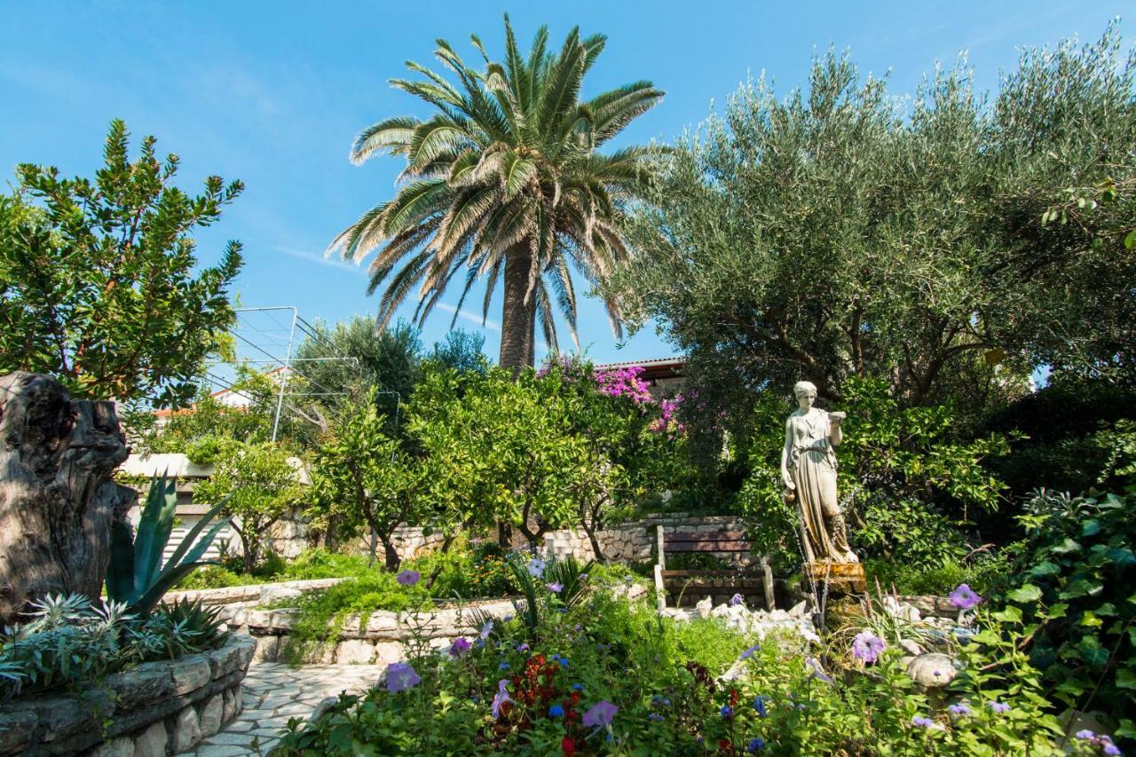 Apartments Picolo Paradiso Miljenko Debelic Barbat na Rabu ภายนอก รูปภาพ